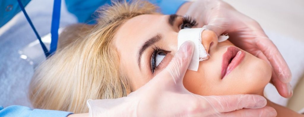 Wie wird eine offene Nasenoperation (Rhinoplastik) durchgeführt?