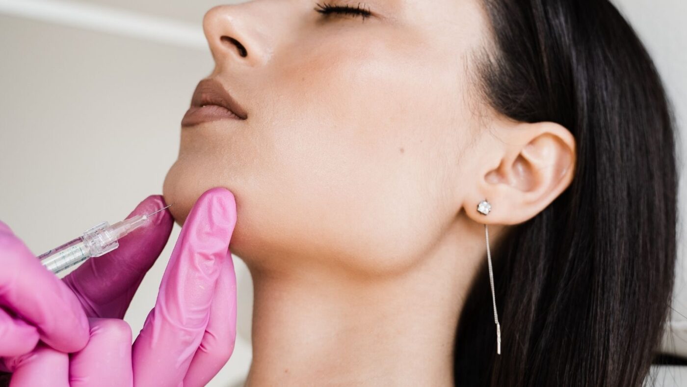 Çene Dolgusu Nedir? Nasıl Uygulanır? Çene Dolgusu Nedir? Nasıl Uygulanır?