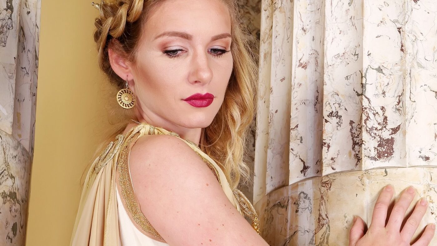 Romalı Burnu Tipi ve Özellikleri Romalı Burnu Tipi ve Özellikleri